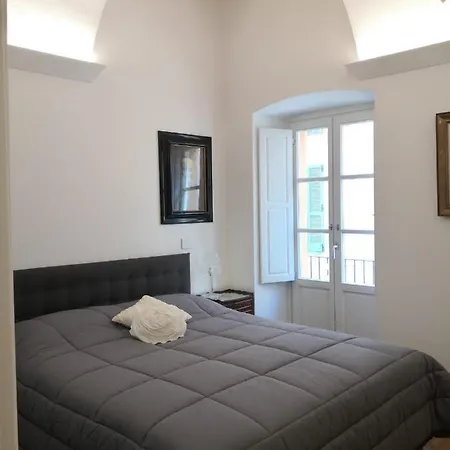Casa Del Conte Massimiliano Roero Lägenhet *