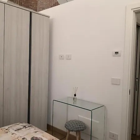 Casa Del Conte Massimiliano Roero アパート クーネオ